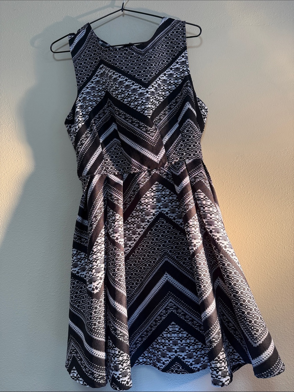 Circle skirt to twirl Derek 💗 Black & White Chevron Fit-&-Flare Mini Dres